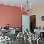 Casamia فندق مبيت وإفطار كاستيلّيتّو سوبرا تي
