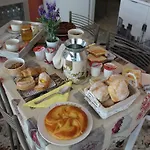 فندق مبيت وإفطار Casamia كاستيلّيتّو سوبرا تي
