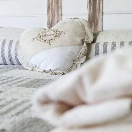 Casamia Couette-café Castelletto sopra Ticino